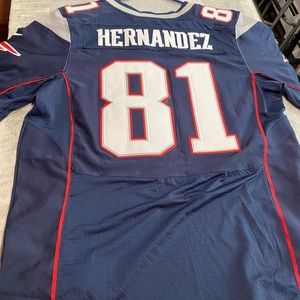 Aaron Hernandez Patriots Jersey - Size 48